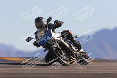 media/Nov-06-2023-Moto Forza (Mon) [[ce023d0744]]/3-Intermediate Group/Session 5 (Turn 9)/